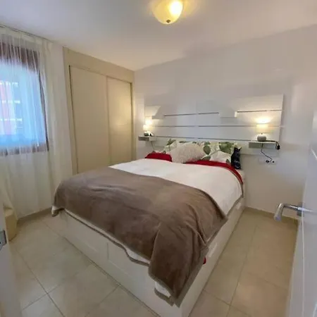 Amatista 2 By Vivirel Кальпе